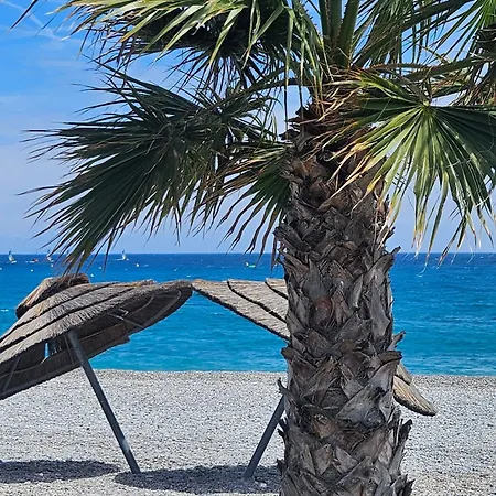 Appartamento Bord De Mer, Piscine